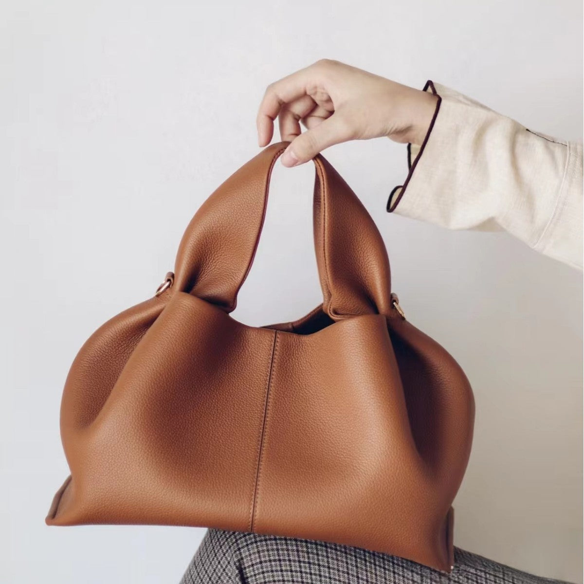Polene Cloud Bag, Genuine Leather, Niche Crossbody Dumpling Bag, Versatile Handbag, Shoulder Bag